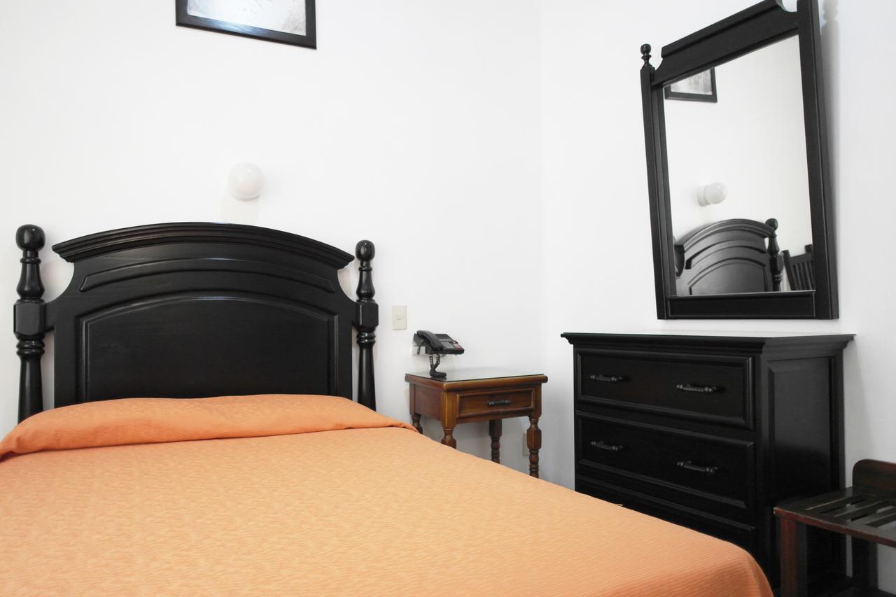 Hotel De Los Banos Pachuca 외부 사진